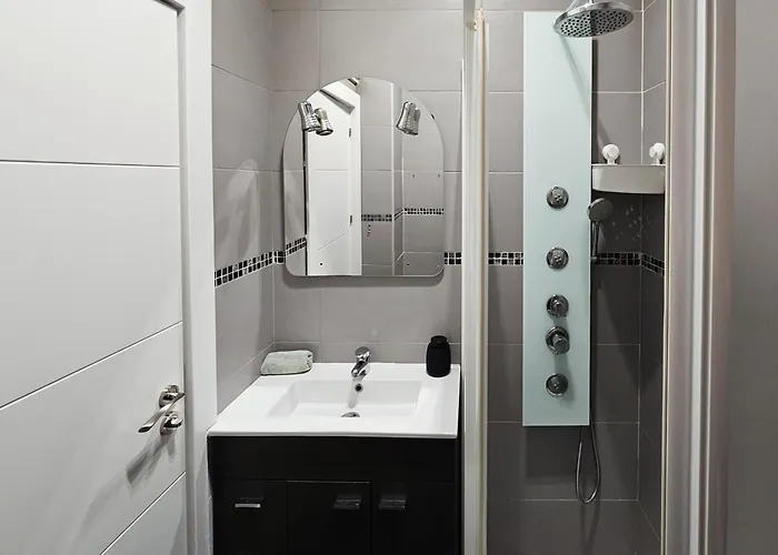 Junto Al Ayuntamiento アパート *