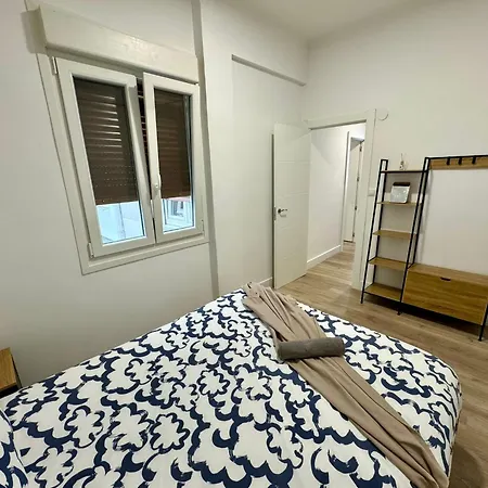 Junto Al Ayuntamiento Apartment